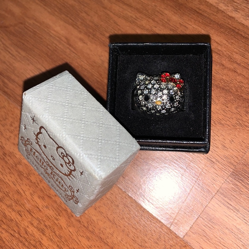 Hello Kitty by Sanrio Rhinestone Ring - Picture 2 of 11